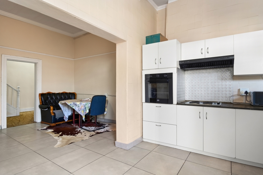 To Let 9 Bedroom Property for Rent in Observatory Western Cape
